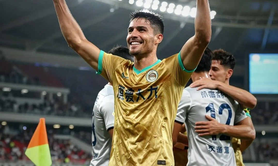 Bên trong cơn bão CR7: Khi lời hứa 30 phút trở thành bom nổ chậm của Bồ Đào Nha
