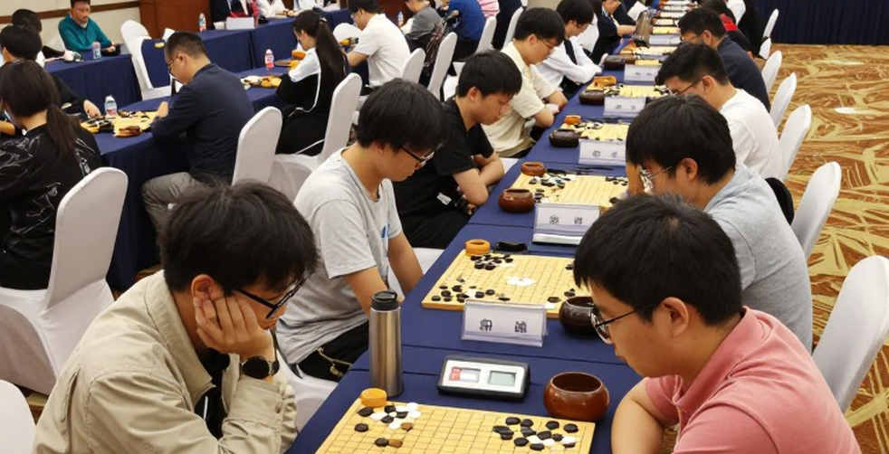 Cờ vua có phải môn thể thao kém biểu cảm nhất? Góc nhìn từ một người từng bình luận cờ vua