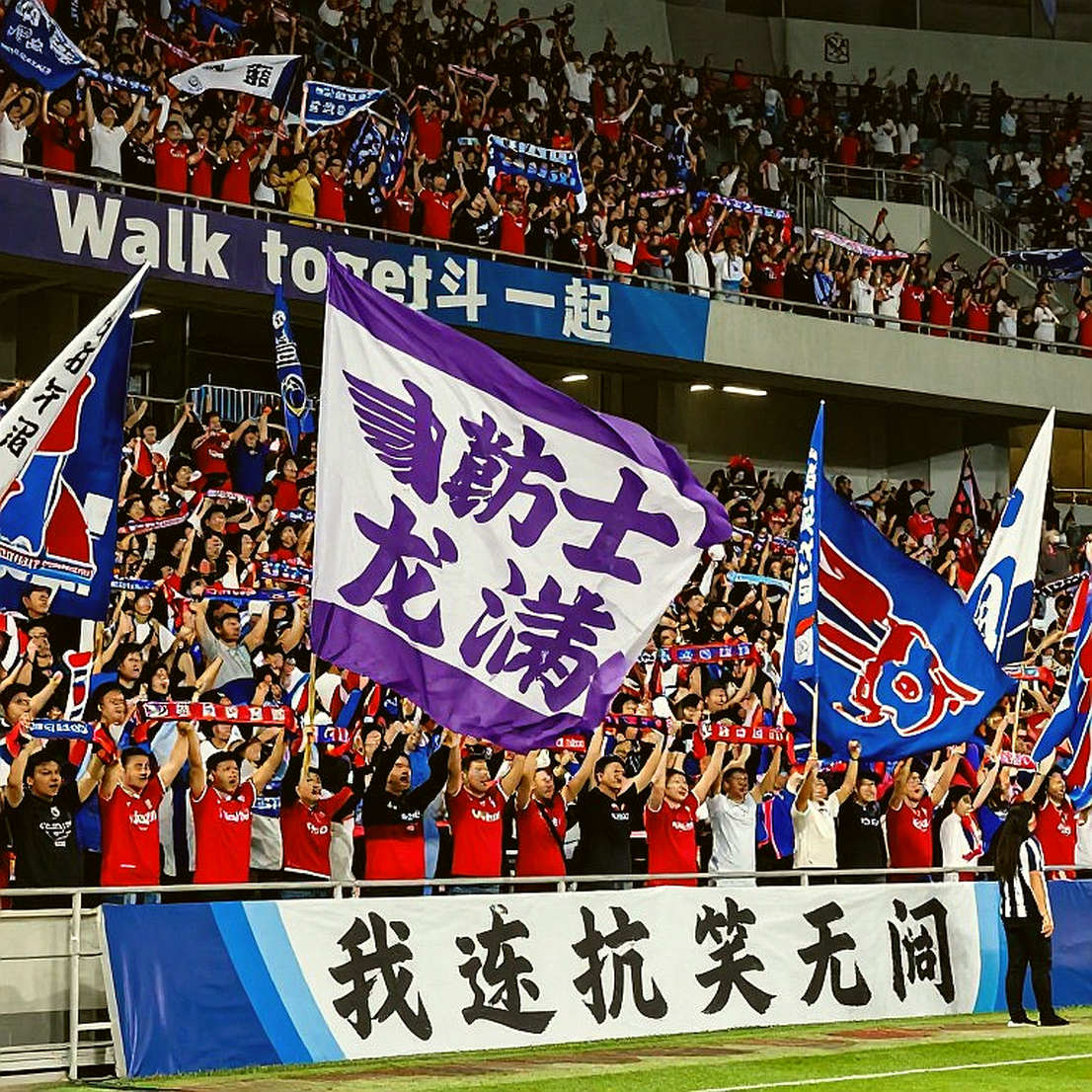 Người chạy cánh không còn ôm biên: V-League và cuộc xóa sổ âm thầm