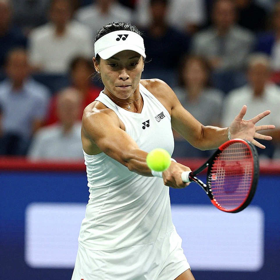 Svitolina hạ Paolini 6-2, 6-2: Ukraine lần đầu vào chung kết Billie Jean King Cup Svitolina hạ Paolini 6-2, 6-2: Ukraine lần đầu vào chung kết Billie Jean King Cup