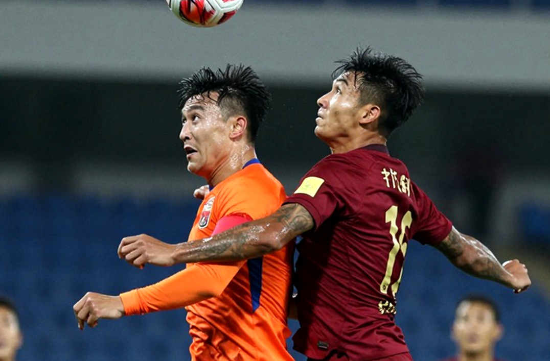 Philippines coach says 'we are not afraid of Vietnam': Behind the quote lies a clash between an imported team and a system