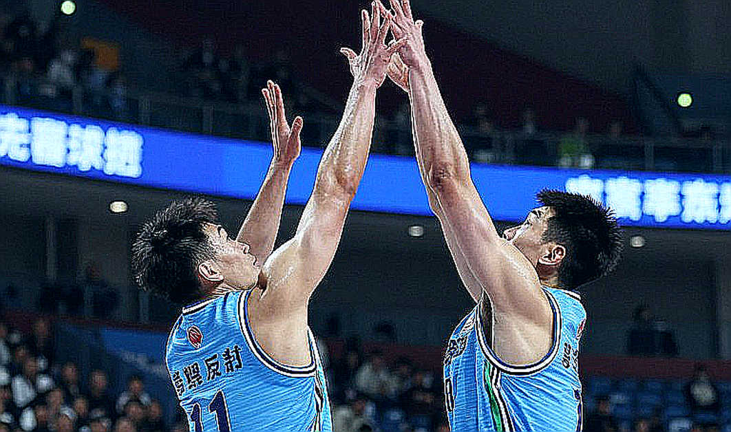 Thomas Walkup rời Olympiacos sang Dubai Basketball: Kết thúc hành trình 5 năm đầy thành tựu tại EuroLeague