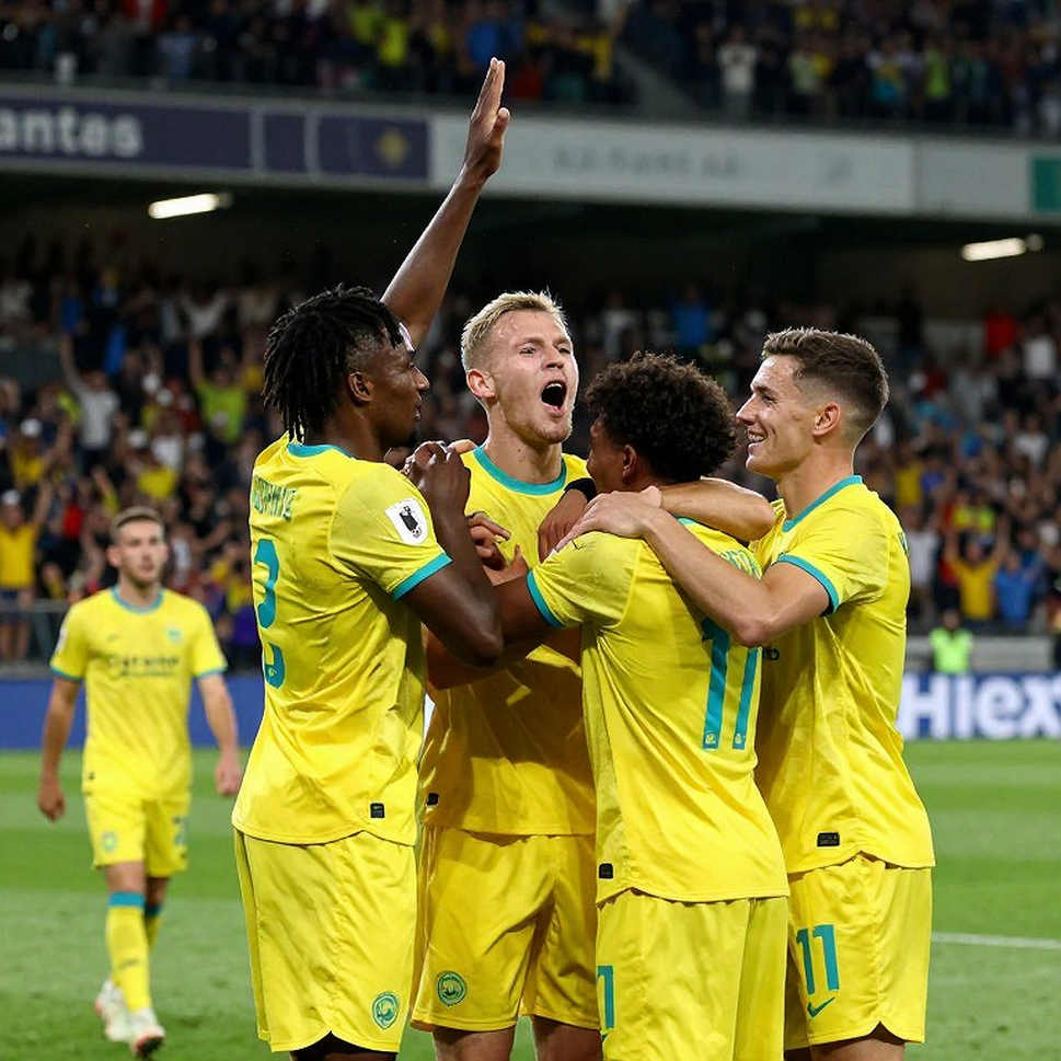 Không còn sàn diễn thời trang: Zidane và trật tự mới ở Les Bleus