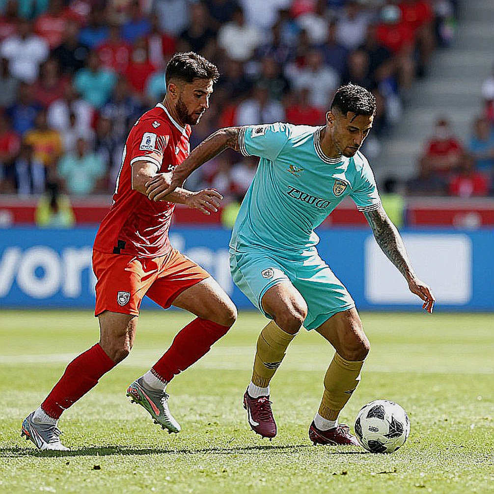 Văn Hậu, cú tắc bóng ở vòng 2 V-League và câu hỏi mà VFF không thể trả lời bằng im lặng Văn Hậu, cú tắc bóng ở vòng 2 V-League và câu hỏi mà VFF không thể trả lời bằng im lặng
