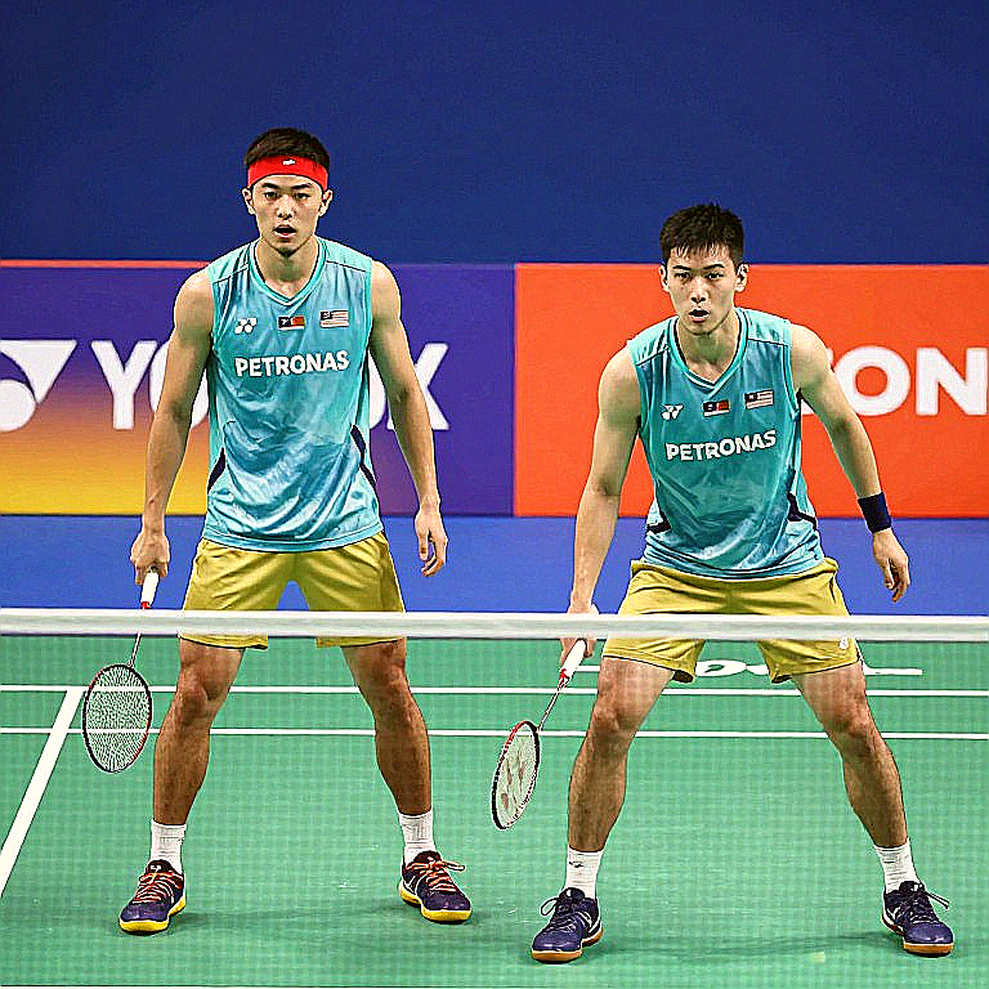 Alwi Farhan tập cùng Kento Momota trước Asian Games 2026: Khoảng trống dữ liệu đằng sau dòng tít 'bài học' Alwi Farhan tập cùng Kento Momota trước Asian Games 2026: Khoảng trống dữ liệu đằng sau dòng tít 'bài học'