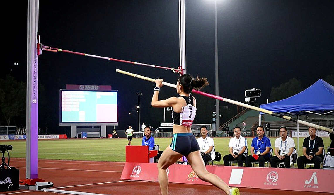 Jemma Reekie vượt qua chấn động não, lập kỷ lục road mile châu Âu và tuyên bố 'phong độ tốt nhất'