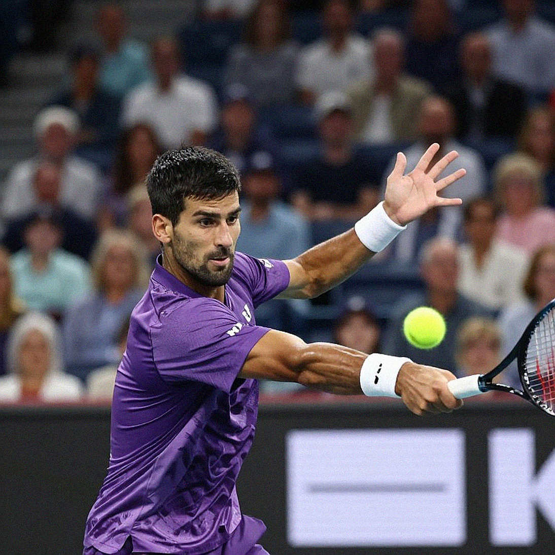 Alcaraz và Zverev vượt vòng một ATP 500 châu Á: hai dạng dao động, một cách đọc bảng điểm Alcaraz và Zverev vượt vòng một ATP 500 châu Á: hai dạng dao động, một cách đọc bảng điểm