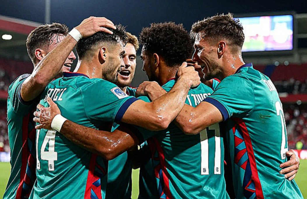 Nations League khởi tranh: Tây Ban Nha ở Wembley và những hợp đồng không ai ký trên sân cỏ